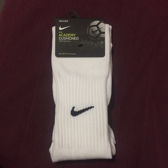 white nike socks academy